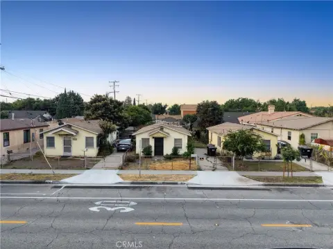4-Unit Quadplex with Separate Houses