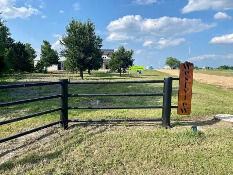 Mildly Restricted Residential Lot