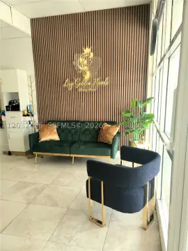 Turnkey Beauty Salon Retail Space
