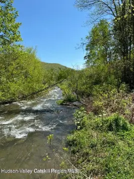 2 Acres Big Indian Land