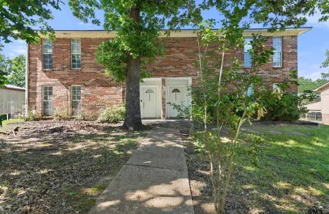 Fully Occupied 2-Unit Duplex