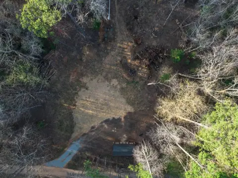 Ready-to-Build Unrestricted Lot