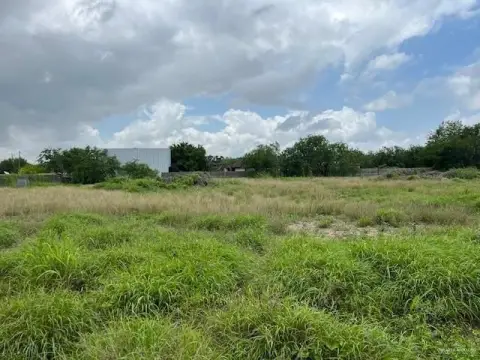 Half-Acre Lot Near City