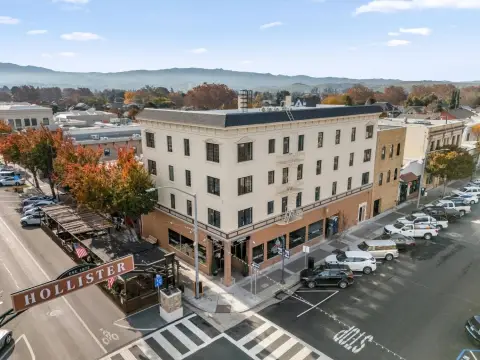 Mixed-Use Building with Restaurant