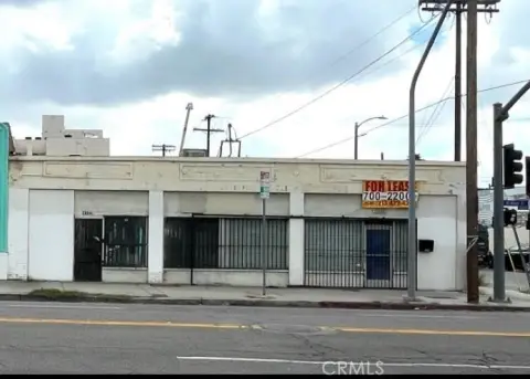 Lincoln Heights Corner Lot Opportunity