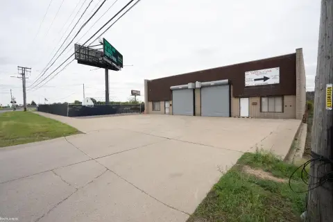 Center Line Commercial/Industrial Opportunity