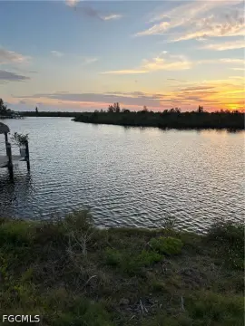 Cape Coral Direct Access Land