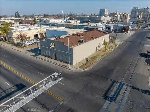 Tulare Commercial Building For Sale