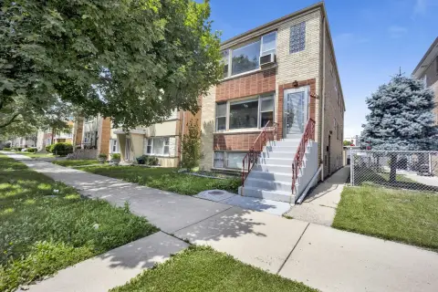Triplex with Unfinished Garden Unit