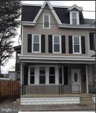 Inviting Twin Home For Sale