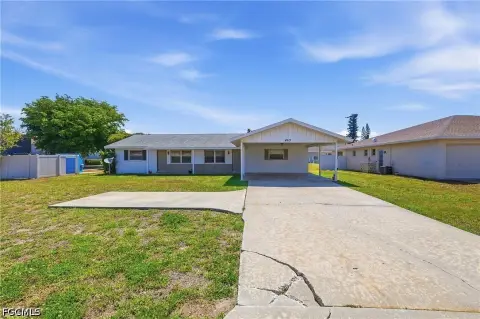 Cape Coral Duplex: Income Potential