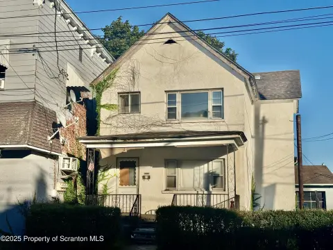 Multi-Use Residence/Business with Garage