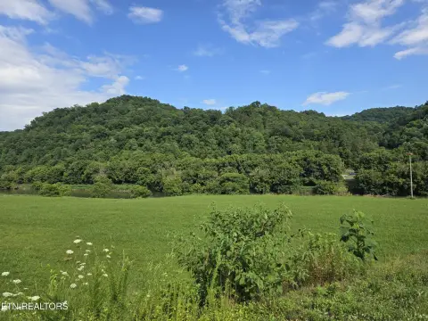 Direct Clinch Riverfront Land
