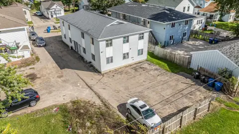 4-Unit Quadplex