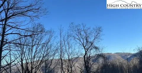 Mountain Lot in Gated Community