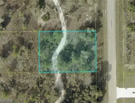 Canal-Front Lot in Lehigh Acres