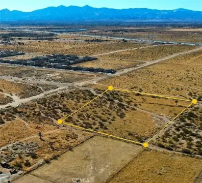 Hesperia Land Parcel For Sale