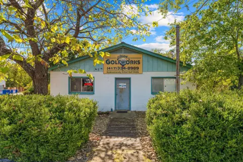 Freestanding Flex Shop Building