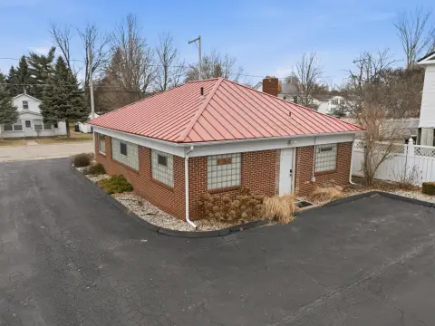 Turn-Key Office Space in Jonesville