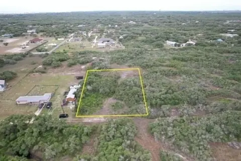 Wooded Lot in Aransas Pass