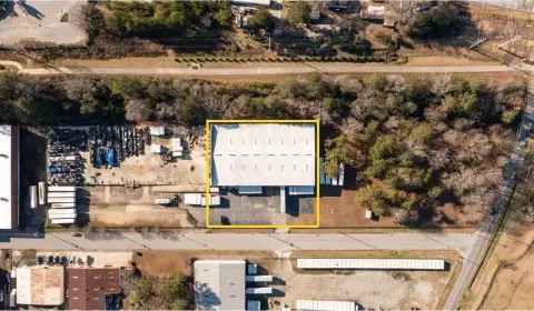 Span-Free Industrial Warehouse