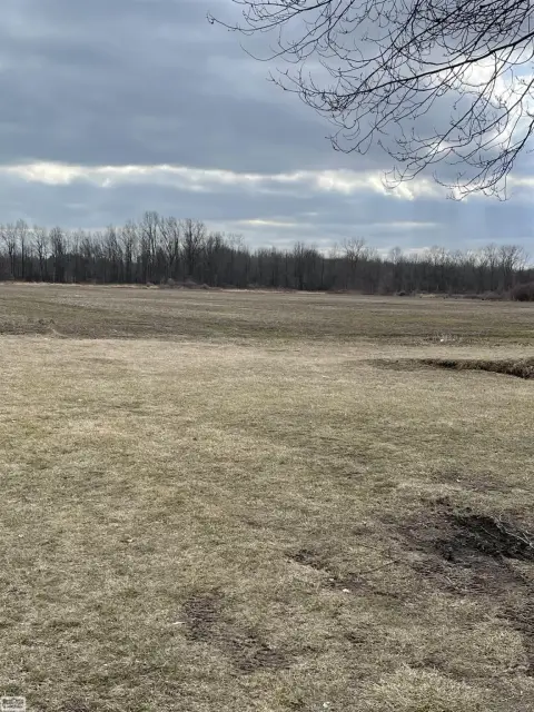 Corner Land in Chesterfield, MI