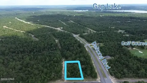 Residential Land Lot in Sunny Hills