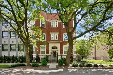 Center-Entrance Walk-Up Multifamily