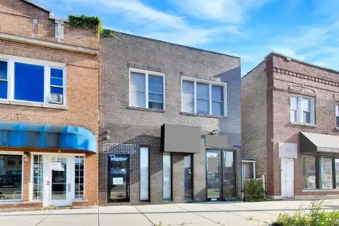 Renovated Mixed-Use Property