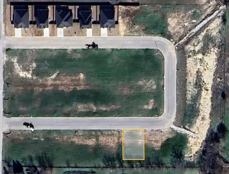 Residential Lot in New Neighborhood