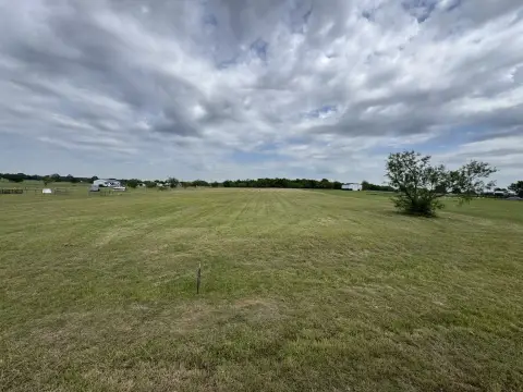 Buildable Homesite with Mature Trees