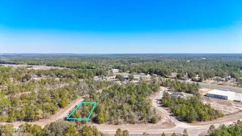 Residential Land in Chipley, FL