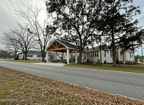 Multifamily Property with Multiple Entrances