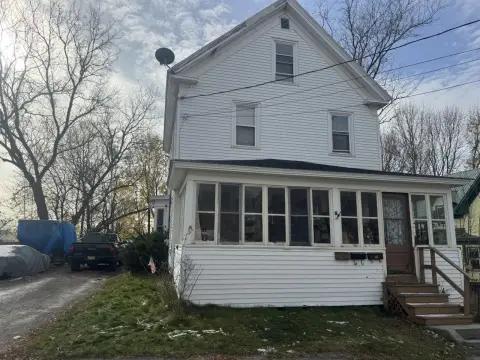 Waterville Triplex in Desirable Neighborhood