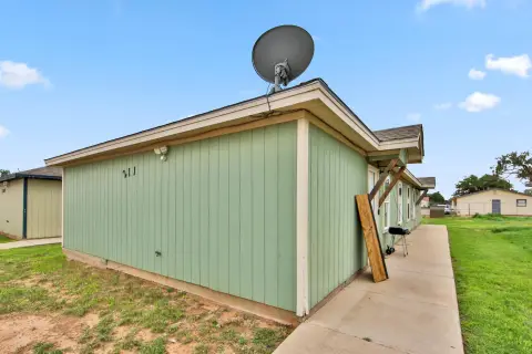 3-Bedroom Duplex with Leased Unit