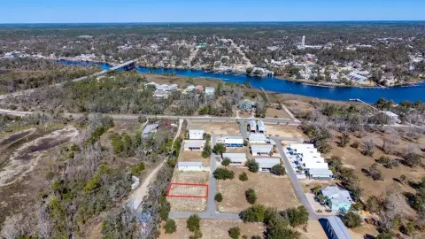 Oversized Lot in River Shores