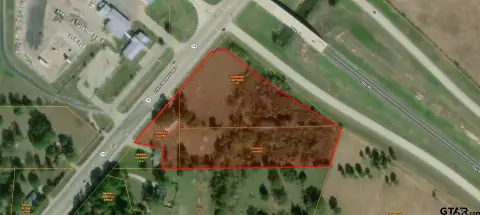 Signalized Retail-Grade Corner Land