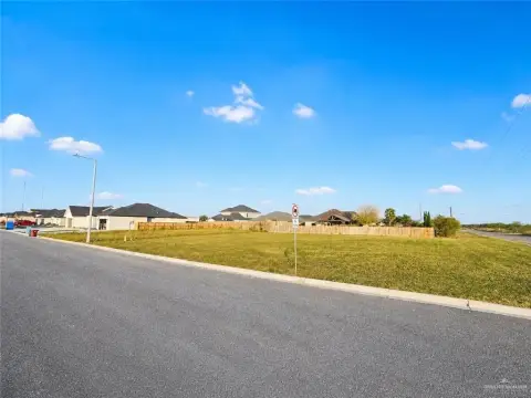 Residential Lot in Cajun Farms