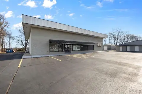 35-Unit Self Storage Facility