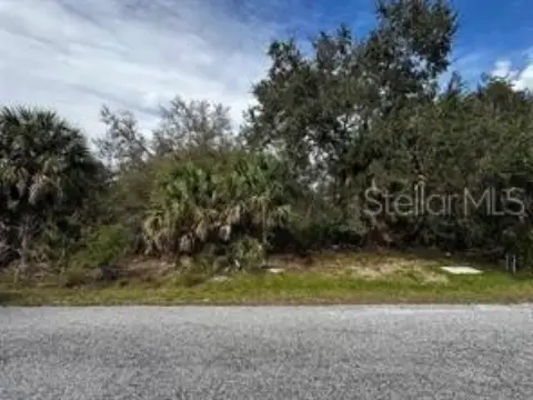 Residential Lot in Port Charlotte