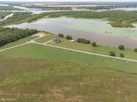 Residential Land in Elm Grove