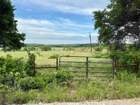 8 Acres of Unimproved Land