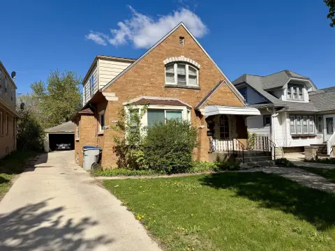 Milwaukee Duplex Investment Opportunity
