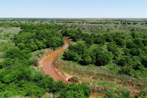 North Texas Ranch with Hunting