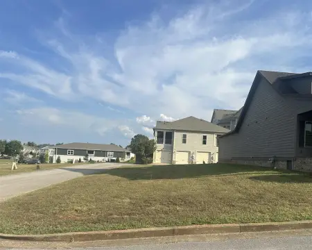Residential Lot in Bowling Green