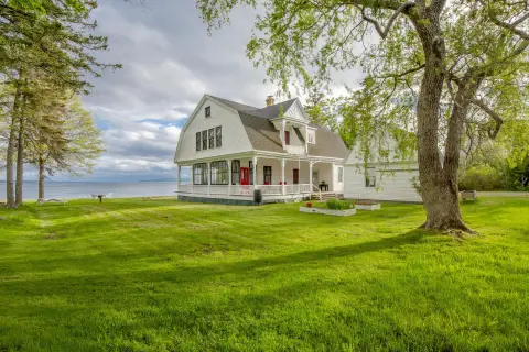 Oceanfront Two-Home Waterfront Parcel