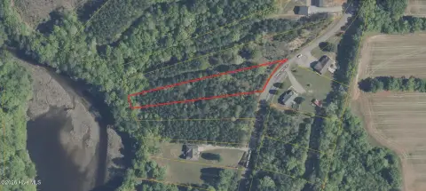 Waterfront Land on Canoe Creek