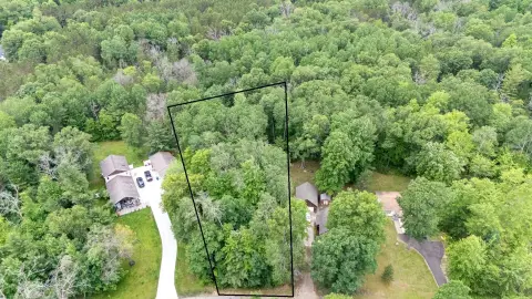 Vacant Land Lot in Wooded Setting
