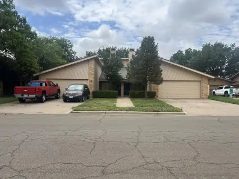 Duplex with Two 2BR Units