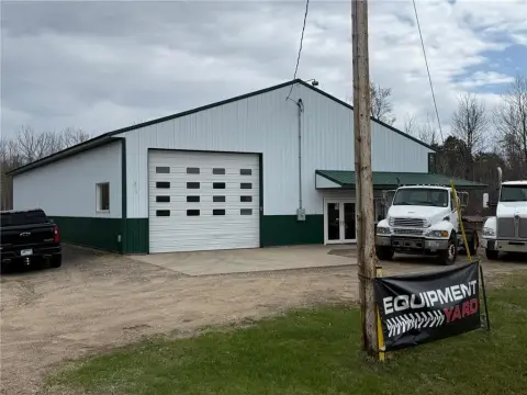 Versatile Commercial Building in Jenkins